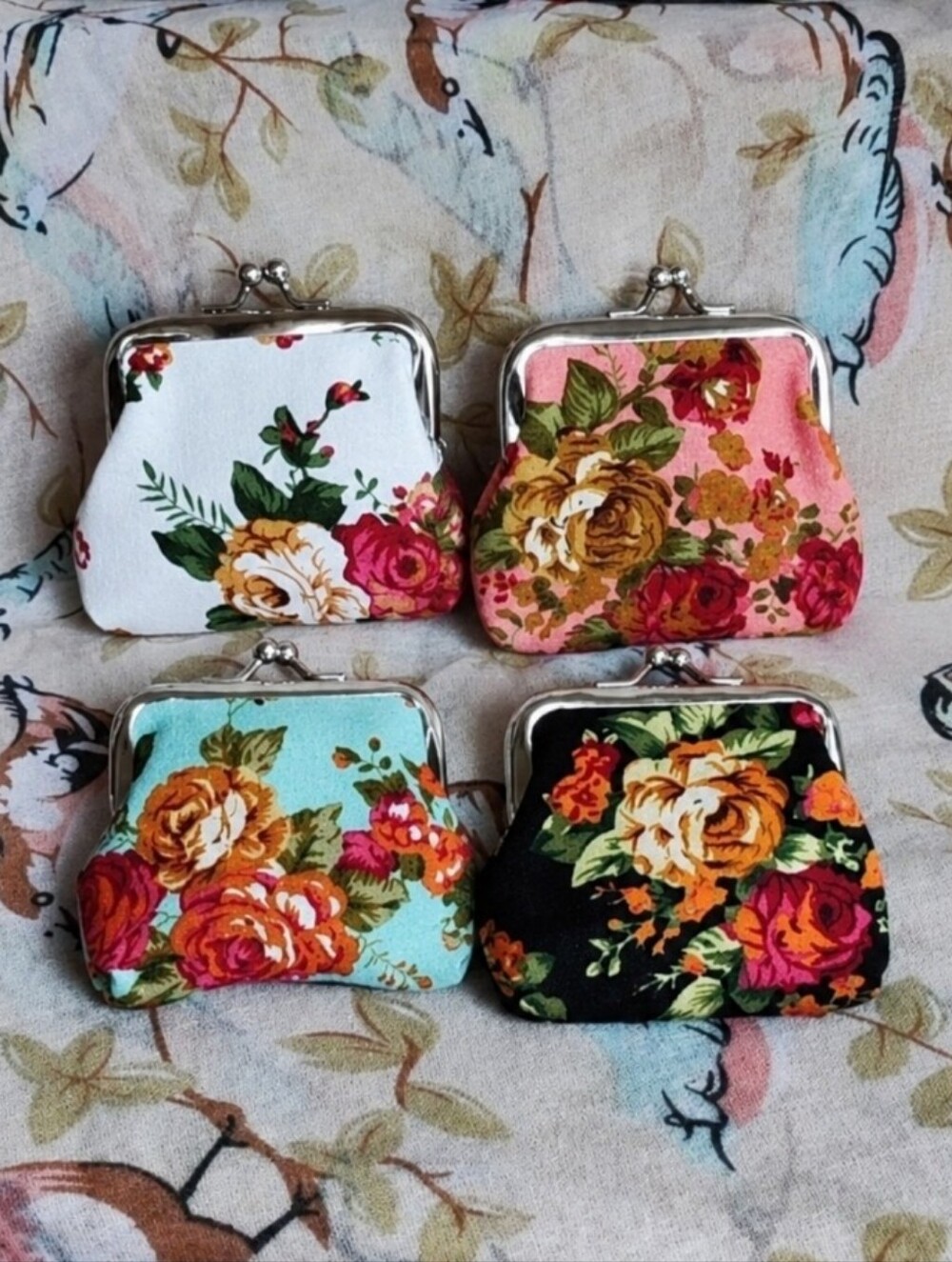 Canvas Chrome Silver Tone Kiss Lock Printed Floral Flowers Coin Purse Wallet